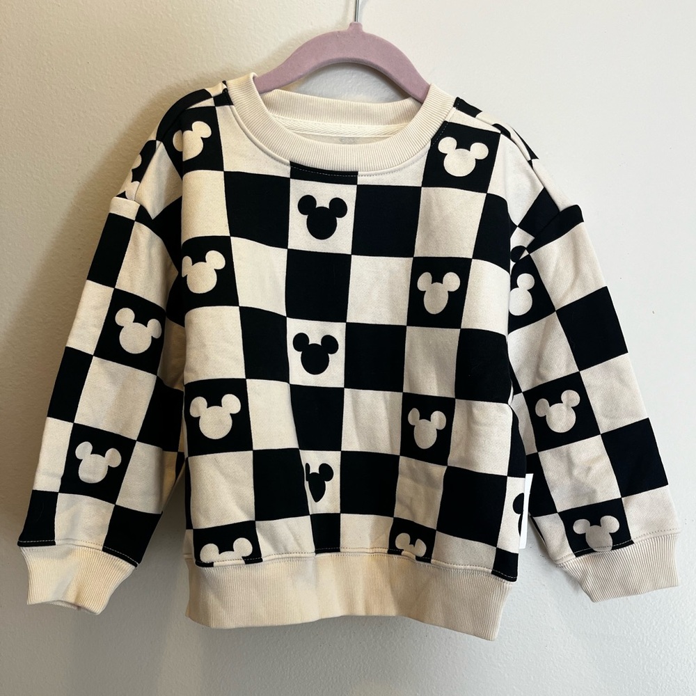 Girls XS (4/5) Gap Kids Disney Sweatshirt